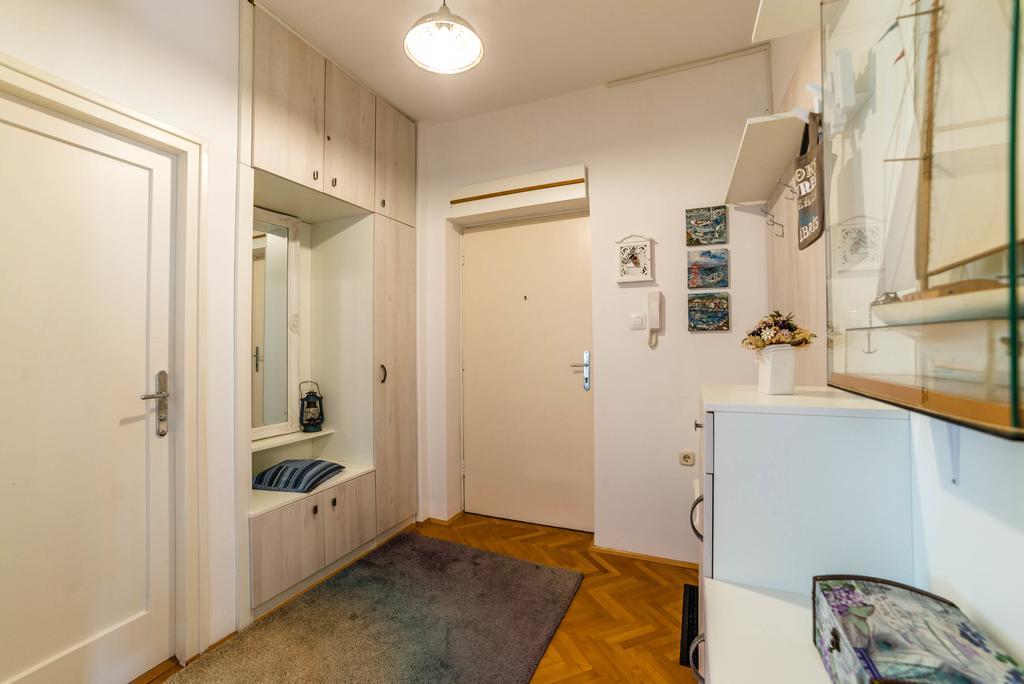 Apartment Aquileia بولا المظهر الخارجي الصورة